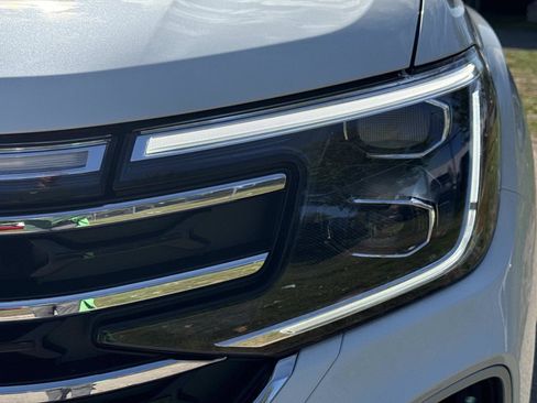 New 2026 Volkswagen Atlas SE image 6