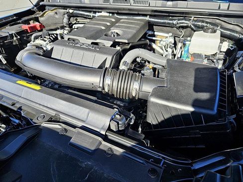 New 2026 Nissan Frontier SV image 17