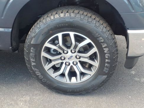 Used 2022 Ford F150 Lariat w/ Tow Technology Package AWD/4WD image 9