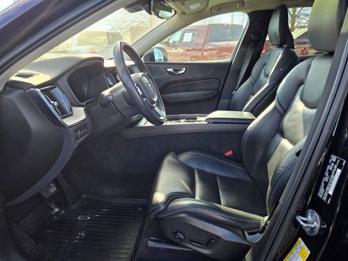 Used 2022 Volvo XC60 T8 Inscription w/ Advanced Package image 21