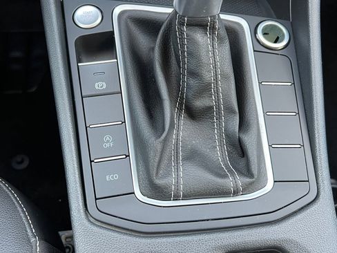 Used 2024 Volkswagen Jetta SE image 24