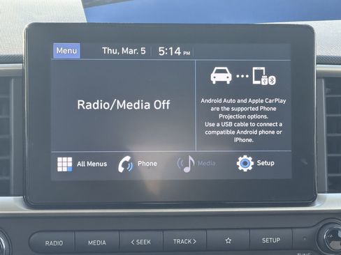 Used 2020 Hyundai Venue SE image 3