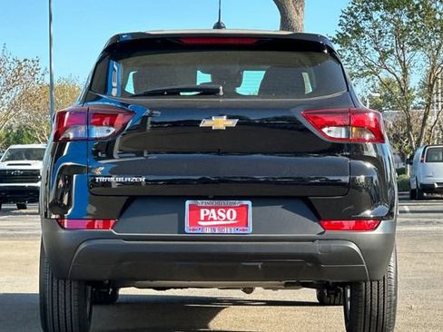 New 2026 Chevrolet TrailBlazer LS FWD image 6