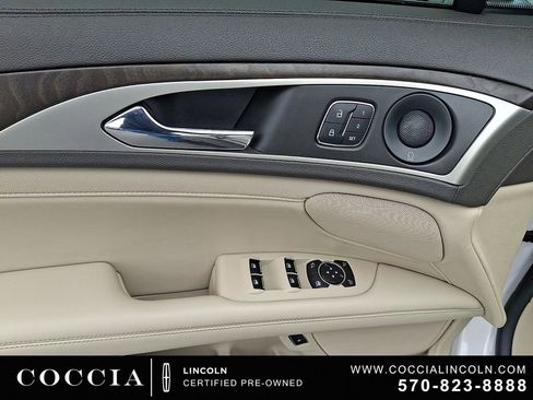 Certified 2020 Lincoln MKZ Reserve w/ Elements Package FWD image 12