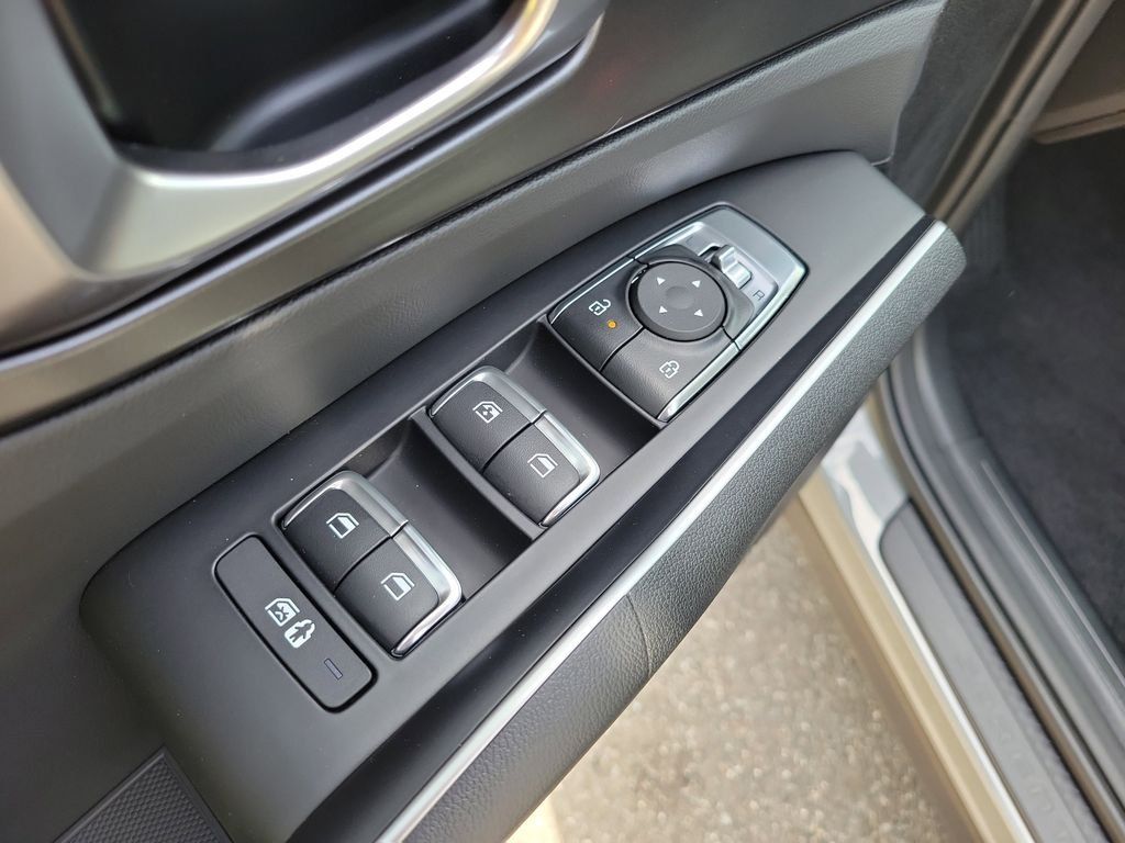 New 2026 Kia Sorento S w/ S Panoramic Sunroof Package FWD image 21