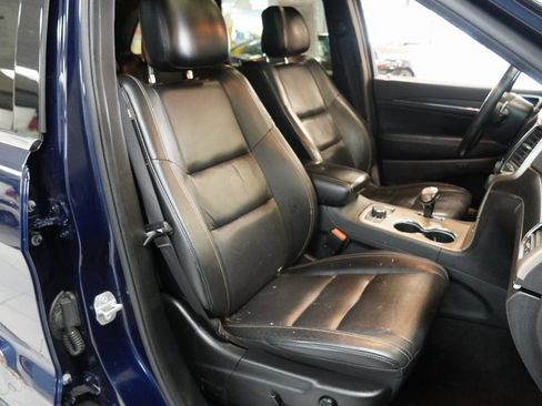 Used 2015 Jeep Grand Cherokee Limited image 27