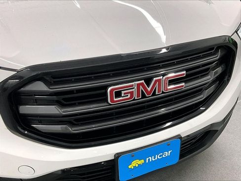 Used 2020 GMC Terrain SLE w/ Driver Convenience Package AWD/4WD image 29