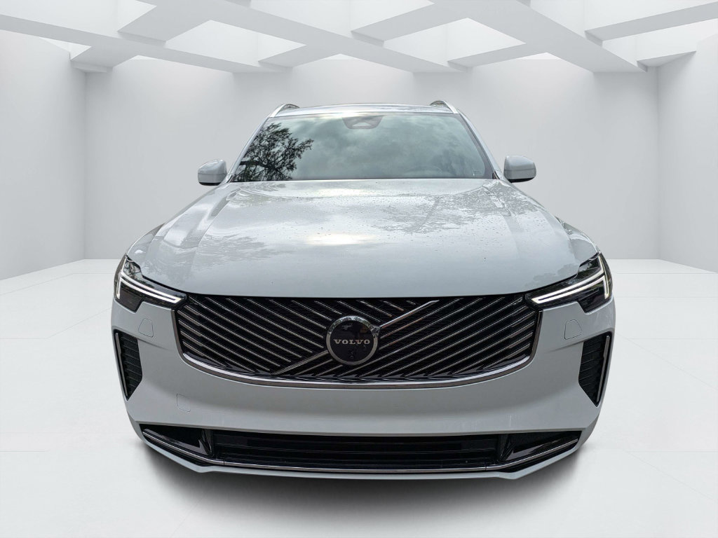 New 2026 Volvo XC90 T8 Plus w/ Protection Package Premier AWD/4WD image 8