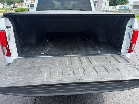 Used 2019 Ford F150 XLT w/ Equipment Group 302A Luxury AWD/4WD image 9