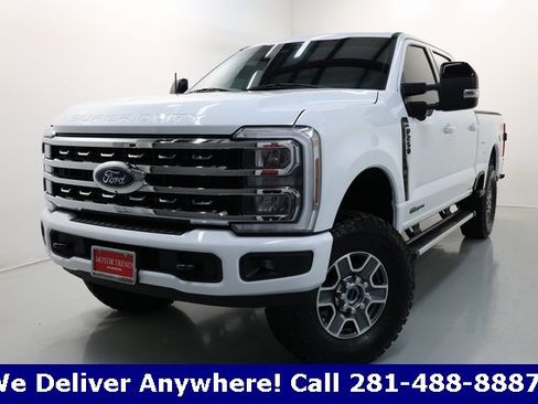 Used 2024 Ford F250 Lariat w/ FX4 Off-Road Package image 2