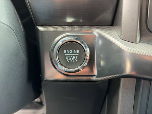 New 2025 Ford F150 Lariat w/ Equipment Group 501A Mid image 16