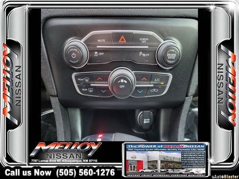 Used 2023 Dodge Charger SXT RWD image 19