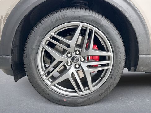 Used 2026 Ford Explorer ST w/ Sun And Sound Package image 12