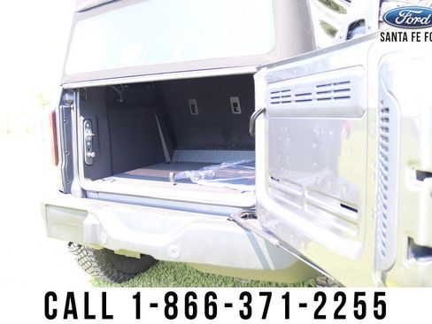 New 2024 Ford Bronco Outer Banks w/ Sasquatch Package image 44