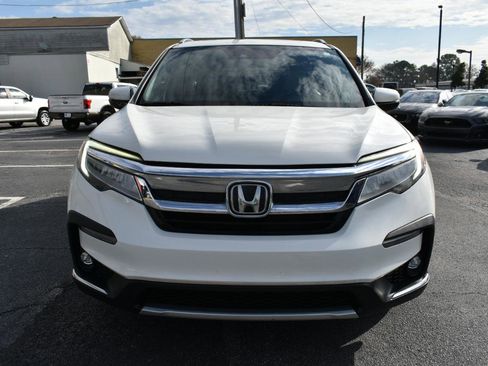 Used 2019 Honda Pilot Touring image 2