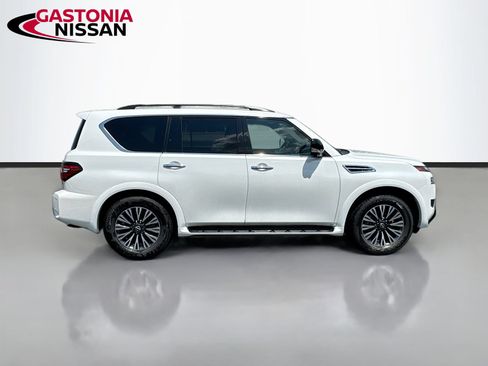Used 2023 Nissan Armada SL w/ Midnight Edition Package RWD image 10