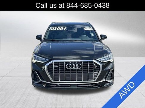 Used 2022 Audi Q3 2.0T Premium Plus w/ Premium Plus Package image 2