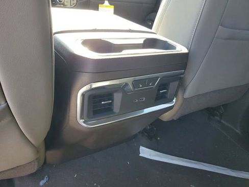 New 2026 GMC Sierra 1500 SLT w/ SLT Premium Plus Package image 18