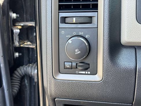 Used 2012 RAM 1500 Express AWD/4WD image 15