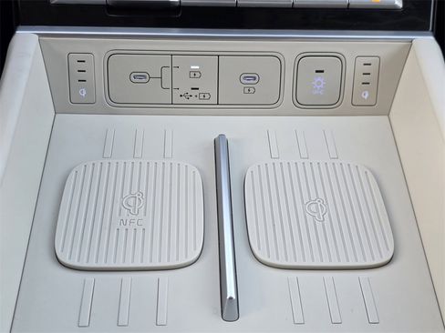 Used 2024 Hyundai Santa Fe Calligraphy image 15