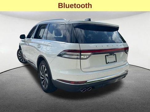 Used 2025 Lincoln Aviator AWD image 10