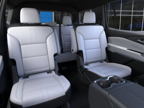 New 2026 Chevrolet Traverse High Country FWD image 18