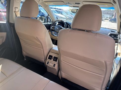 Used 2018 Subaru Outback 2.5i Limited w/ Popular Package #2 AWD/4WD image 16