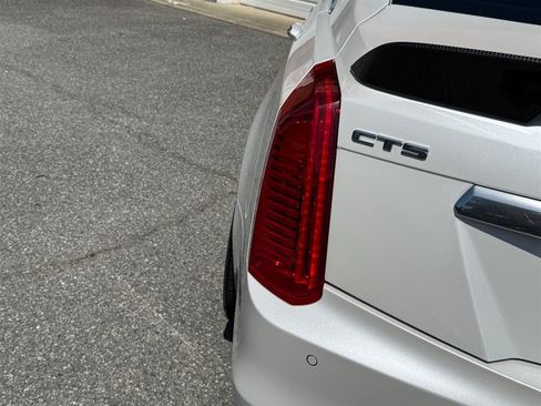 Used 2016 Cadillac CTS V w/ Carbon Fiber Package RWD image 25