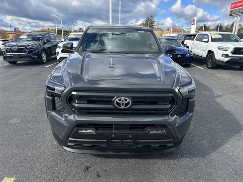 New 2025 Toyota Tacoma SR5 image 5