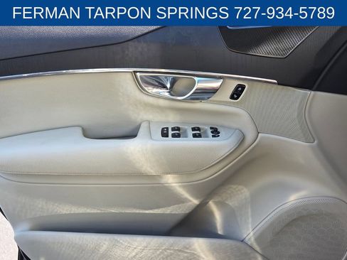 Used 2020 Volvo XC90 T6 Momentum AWD/4WD image 13