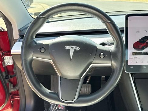 Used 2018 Tesla Model 3 Mid Range RWD image 32