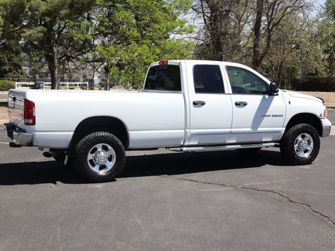 Used 2005 Dodge Ram 2500 Truck SLT image 4