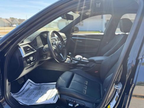 Used 2018 BMW 330i xDrive Sedan AWD/4WD image 10