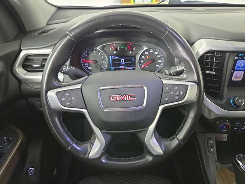 Used 2019 GMC Acadia SLE image 14