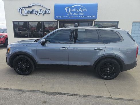 Used 2022 Kia Telluride SX w/ SX Prestige Package AWD/4WD image 1