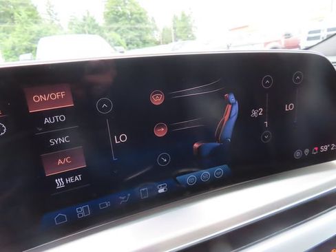 Used 2024 Cadillac Lyriq Sport AWD/4WD image 26