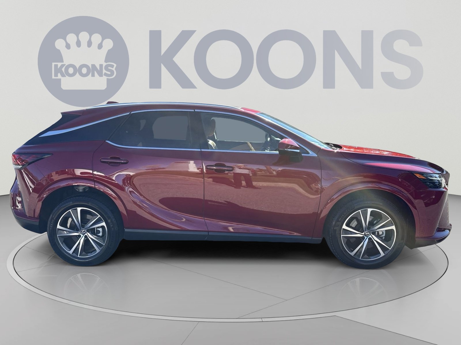 Used 2024 Lexus RX 350 Premium w/ Kick Sensor & Tow Package AWD/4WD image 8