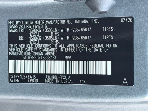 New 2026 Toyota Sienna XLE FWD image 33