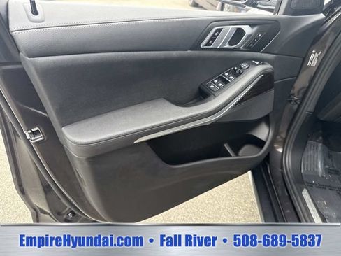 Used 2021 BMW X5 xDrive40i w/ Convenience Package AWD/4WD image 18