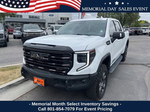 Used 2024 GMC Sierra 1500 AT4X AWD/4WD image 2