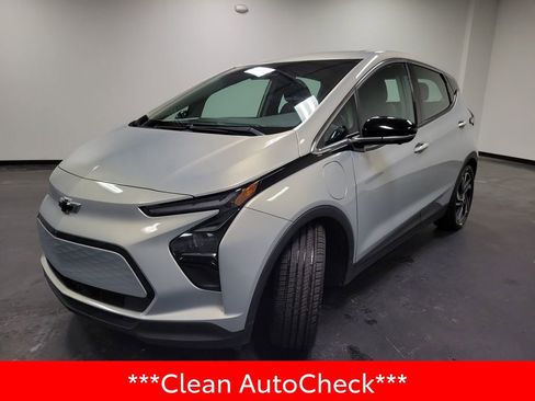 Used 2023 Chevrolet Bolt LT image 4