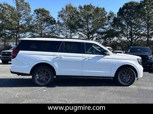 New 2026 Ford Expedition Max Platinum w/ Stealth Appearance Package image 8