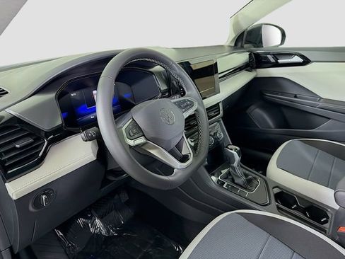 New 2026 Volkswagen Taos S image 9