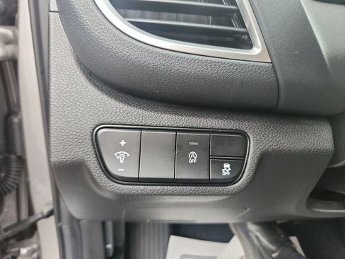 Certified 2024 Kia Seltos EX AWD/4WD image 24
