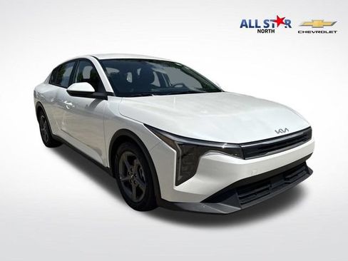 Used 2025 Kia K4 FWD image 1