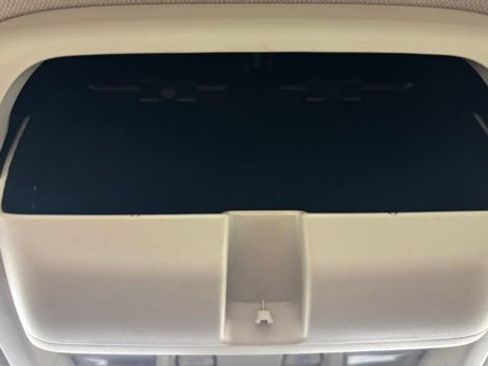 Used 2019 Cadillac XT5 Premium Luxury FWD image 35