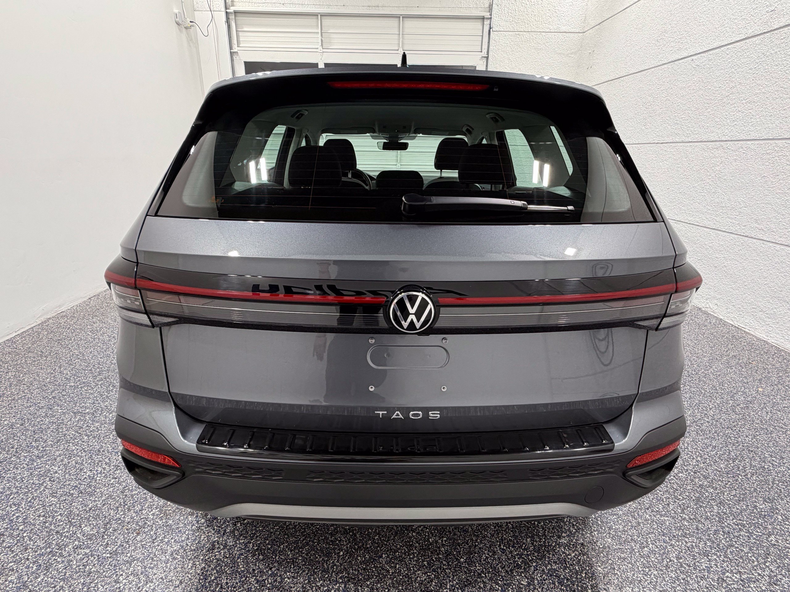 Used 2026 Volkswagen Taos S FWD image 5