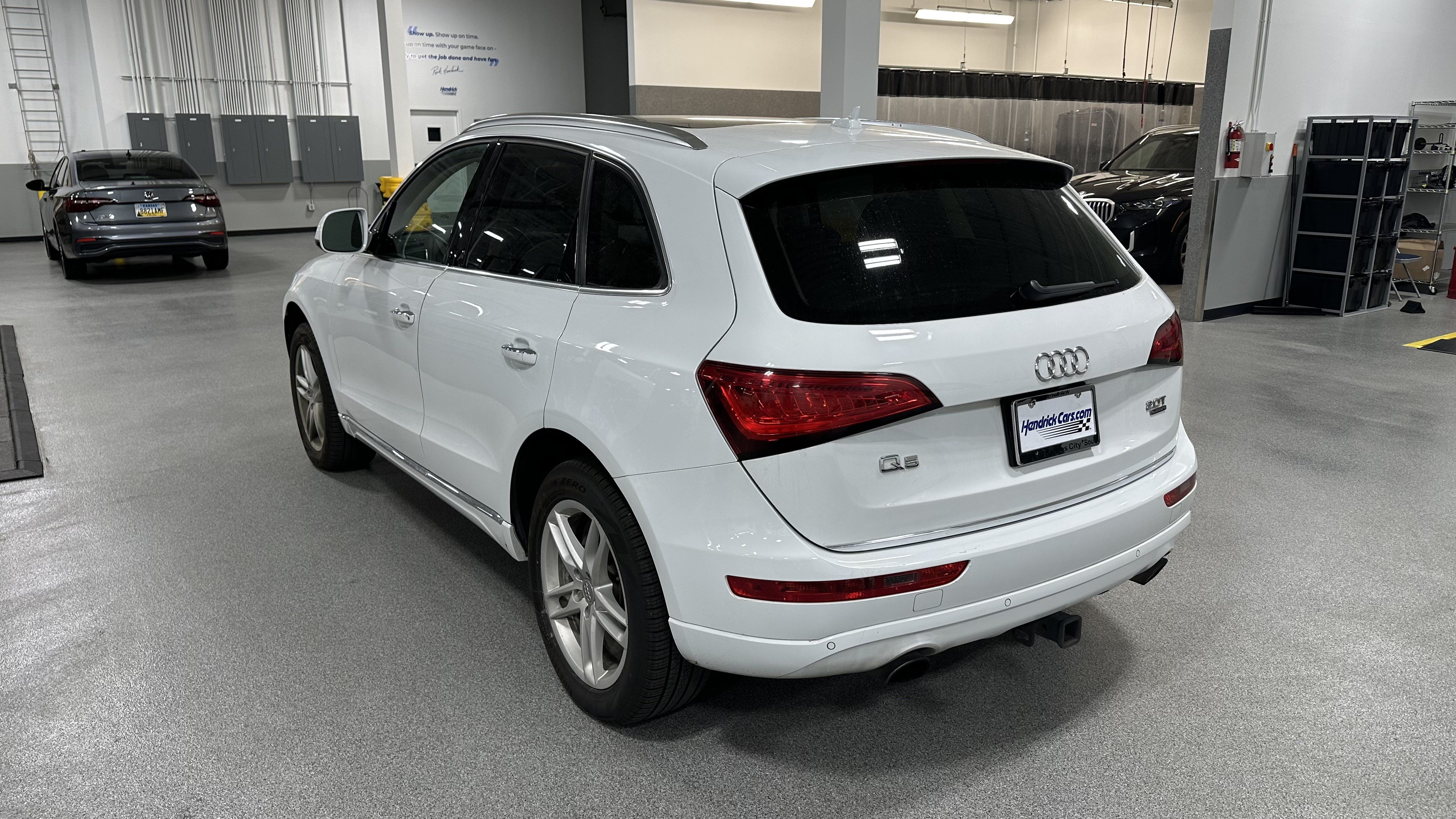 Used 2017 Audi Q5 2.0T Premium Plus AWD/4WD image 9