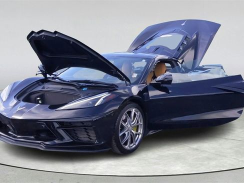 Used 2020 Chevrolet Corvette Stingray Premium Cpe w/ 3LT Preferred Equipment Group image 10