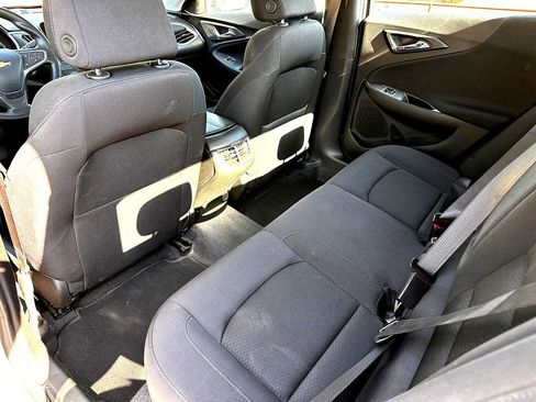Used 2024 Chevrolet Malibu LT image 23